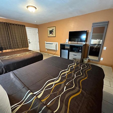 New Corral Motel Викторвилл Экстерьер фото