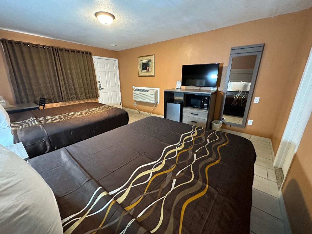 New Corral Motel Викторвилл Экстерьер фото