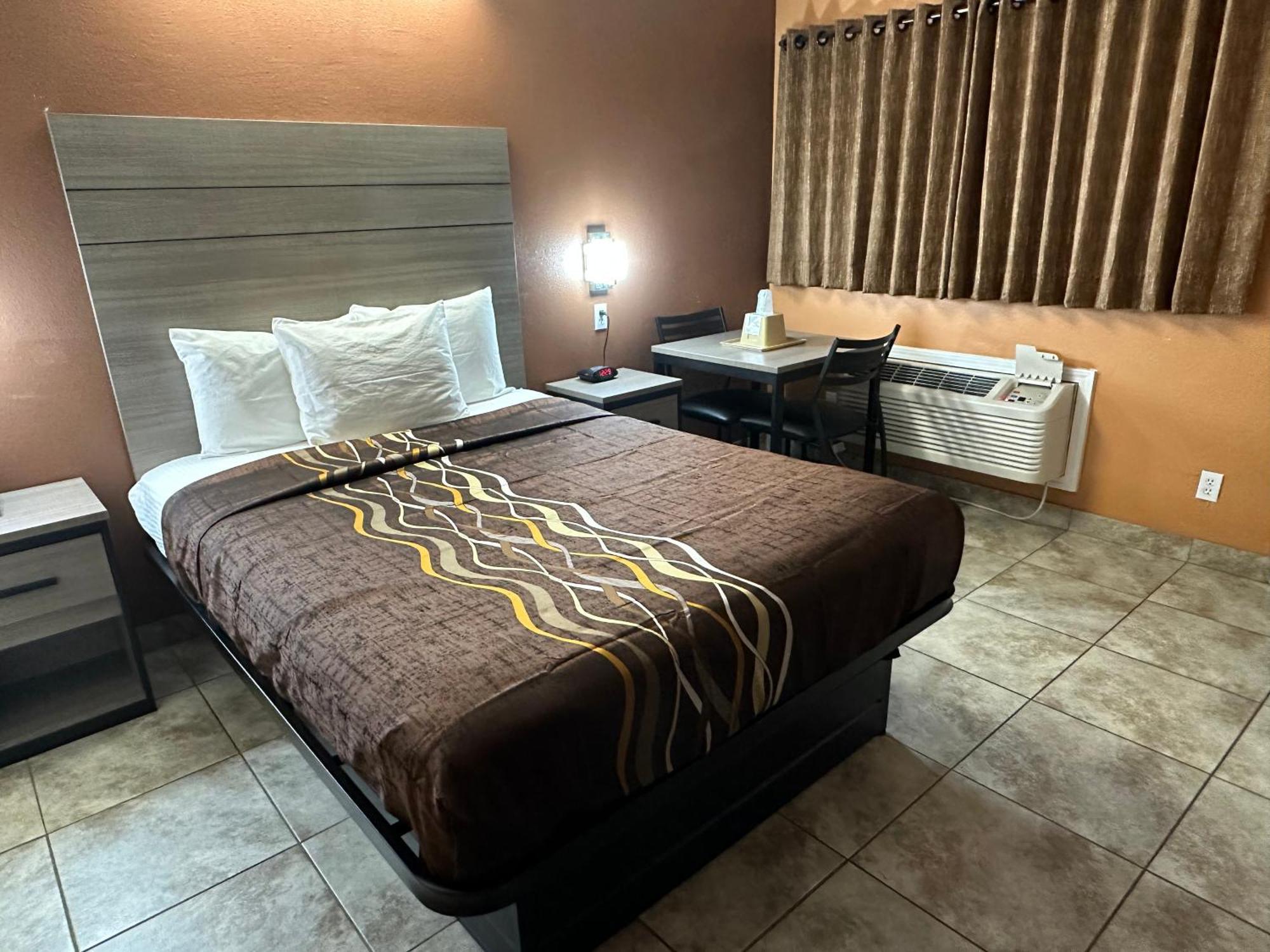 New Corral Motel Викторвилл Экстерьер фото