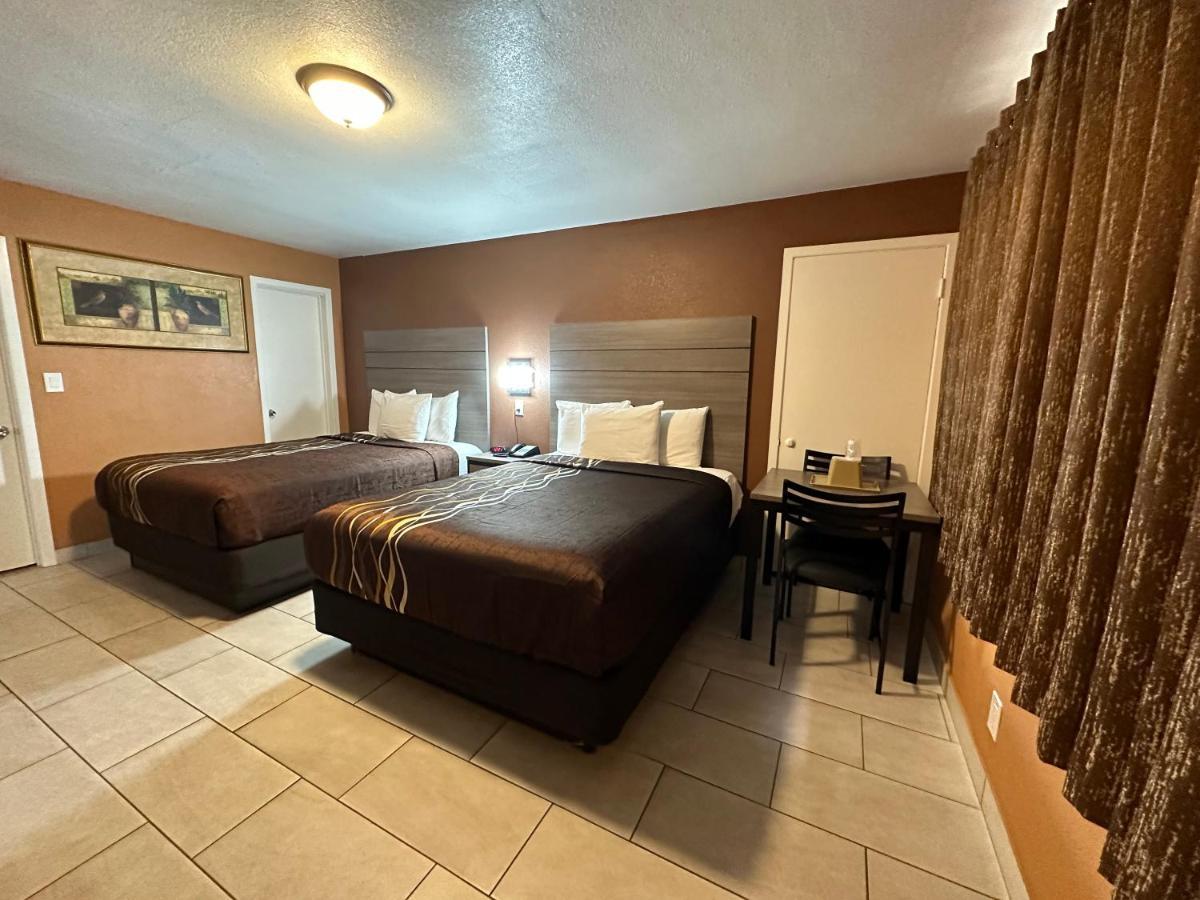 New Corral Motel Викторвилл Экстерьер фото