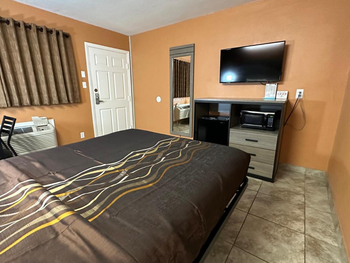 New Corral Motel Викторвилл Экстерьер фото
